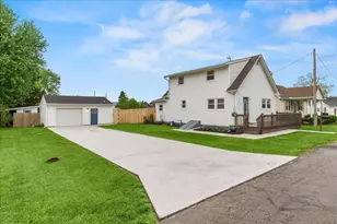 132 Richard Ave, Bellefontaine, OH 43311 - Photo 4