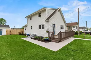 132 Richard Ave, Bellefontaine, OH 43311 - Photo 2