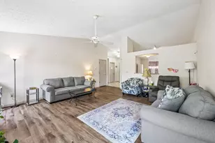 5697 Silver Spurs Ln, Galloway, OH 43119 - Photo 8