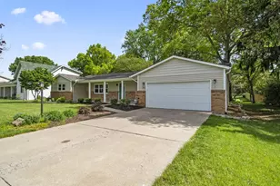 1424 Wheeling Rd, Lancaster, OH 43130 - Photo 2