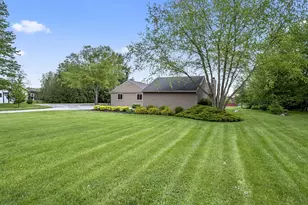 2672 Gooding Rd, Marion, OH 43302 - Photo 6