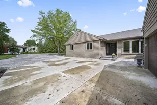 2672 Gooding Rd, Marion, OH 43302 - Photo 10