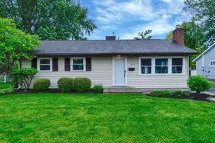 4555 Circle Dr, Hilliard, OH 43026 - Photo 1