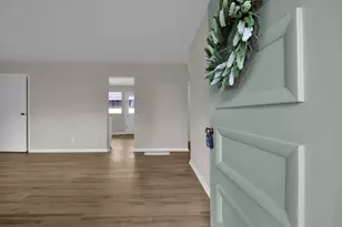 1169-1171 Eastfield Rd, Columbus, OH 43085 - Photo 4