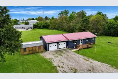 2397 Adamsville Road, Zanesville, OH 43701 - Photo 2