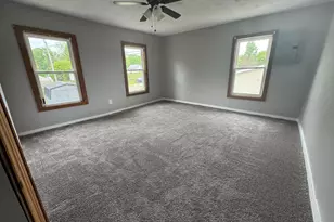 2 E Vine St, Jackson, OH 45640 - Photo 16