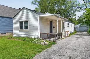 3028 Hiawatha St, Columbus, OH 43224 - Photo 2