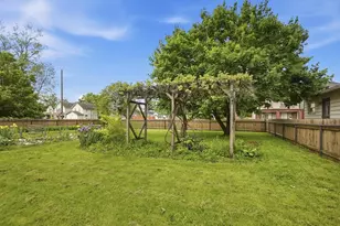 982 Olmstead Ave, Columbus, OH 43201 - Photo 24