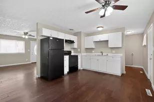2446 Kitchner Dr, Columbus, OH 43207 - Photo 18