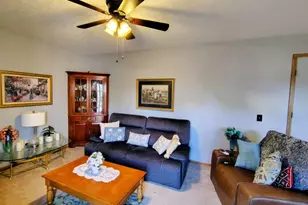 908 Larkfield Dr, Columbus, OH 43085 - Photo 10