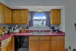 908 Larkfield Dr, Columbus, OH 43085 - Photo 26