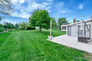 3513 En-Joie Dr, Columbus, OH 43228 - Photo 26