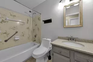 3513 En-Joie Dr, Columbus, OH 43228 - Photo 14