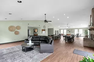 7150 E Main St, Reynoldsburg, OH 43068 - Photo 18