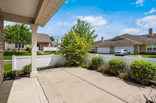 364 Cover Pl, Columbus, OH 43235 - Photo 2