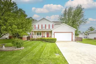 15 Garden St, Centerburg, OH 43011 - Photo 1