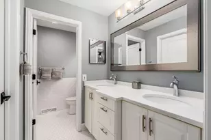 2792 Stratford Dr, Columbus, OH 43220 - Photo 18