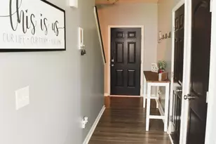 1093 Gartner Ct, Columbus, OH 43207 - Photo 6