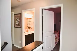 1093 Gartner Ct, Columbus, OH 43207 - Photo 40