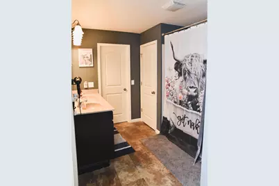 1093 Gartner Court, Columbus, OH 43207 - Photo 24