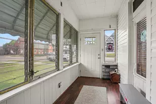 333 E Main St, Circleville, OH 43113 - Photo 4