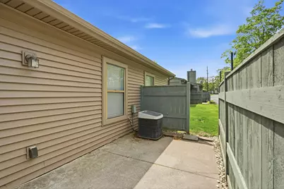 1303 Worthington Creek Drive #9, Columbus, OH 43085 - Photo 6