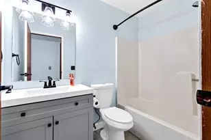 1303 Worthington Creek Dr, Columbus, OH 43085 - Photo 22