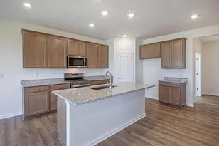 1354 Acuff Ave, Lockbourne, OH 43137 - Photo 4
