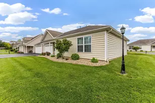 802 Cumberland Meadows Circle, Hebron, OH 43025 - Photo 2