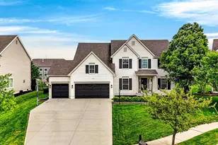 216 Warbler Ct, Pickerington, OH 43147 - Photo 2