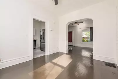 2465 Indiana Avenue, Columbus, OH 43202 - Photo 12