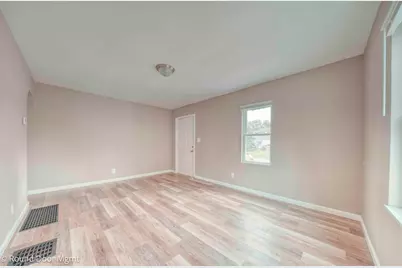 2339 Joyce Avenue, Columbus, OH 43211 - Photo 4