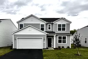 302 Fortune Dr, Galloway, OH 43119 - Photo 1