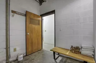 1061 S 22nd St, Columbus, OH 43206 - Photo 28