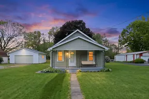 627 Barr Dr, Lancaster, OH 43130 - Photo 1