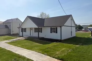 165 W 3rd St, Frazeysburg, OH 43822 - Photo 4
