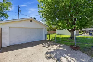 607 E Weisheimer Rd, Columbus, OH 43214 - Photo 4