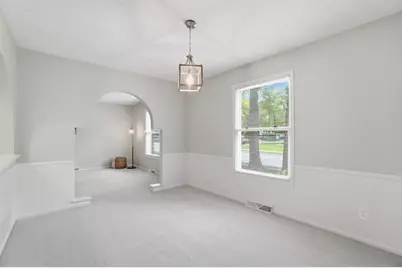 1120 E College Avenue, Westerville, OH 43081 - Photo 16