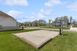 2665 Russell Woods Dr, Delaware, OH 43015 - Photo 56