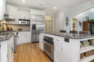 4085 Lyon Dr, Columbus, OH 43220 - Photo 14