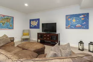 4085 Lyon Dr, Columbus, OH 43220 - Photo 48