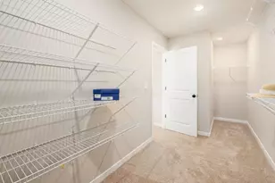 318 Postle Blvd, Columbus, OH 43228 - Photo 22