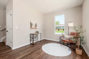 318 Postle Blvd, Columbus, OH 43228 - Photo 4