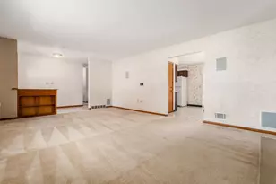 9635 Brookside Dr, Pickerington, OH 43147 - Photo 10
