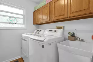 176 Highmeadow Dr, Columbus, OH 43230 - Photo 18
