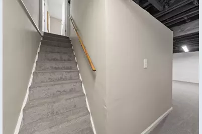 81 W Lakeview Avenue W, Columbus, OH 43202 - Photo 30