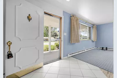 1121 Michigan Street, Bellefontaine, OH 43311 - Photo 2