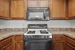2324 Terrance Dr, Columbus, OH 43220 - Photo 12