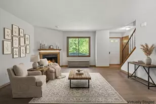2324 Terrance Dr, Columbus, OH 43220 - Photo 4