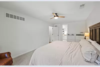 990 Venetian Way, Columbus, OH 43230 - Photo 28